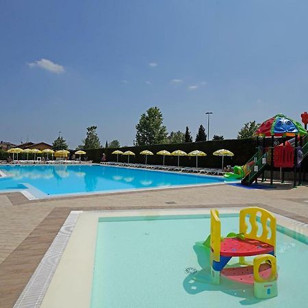 Residence Villaggio Tiglio Sirmione Buitenkant foto