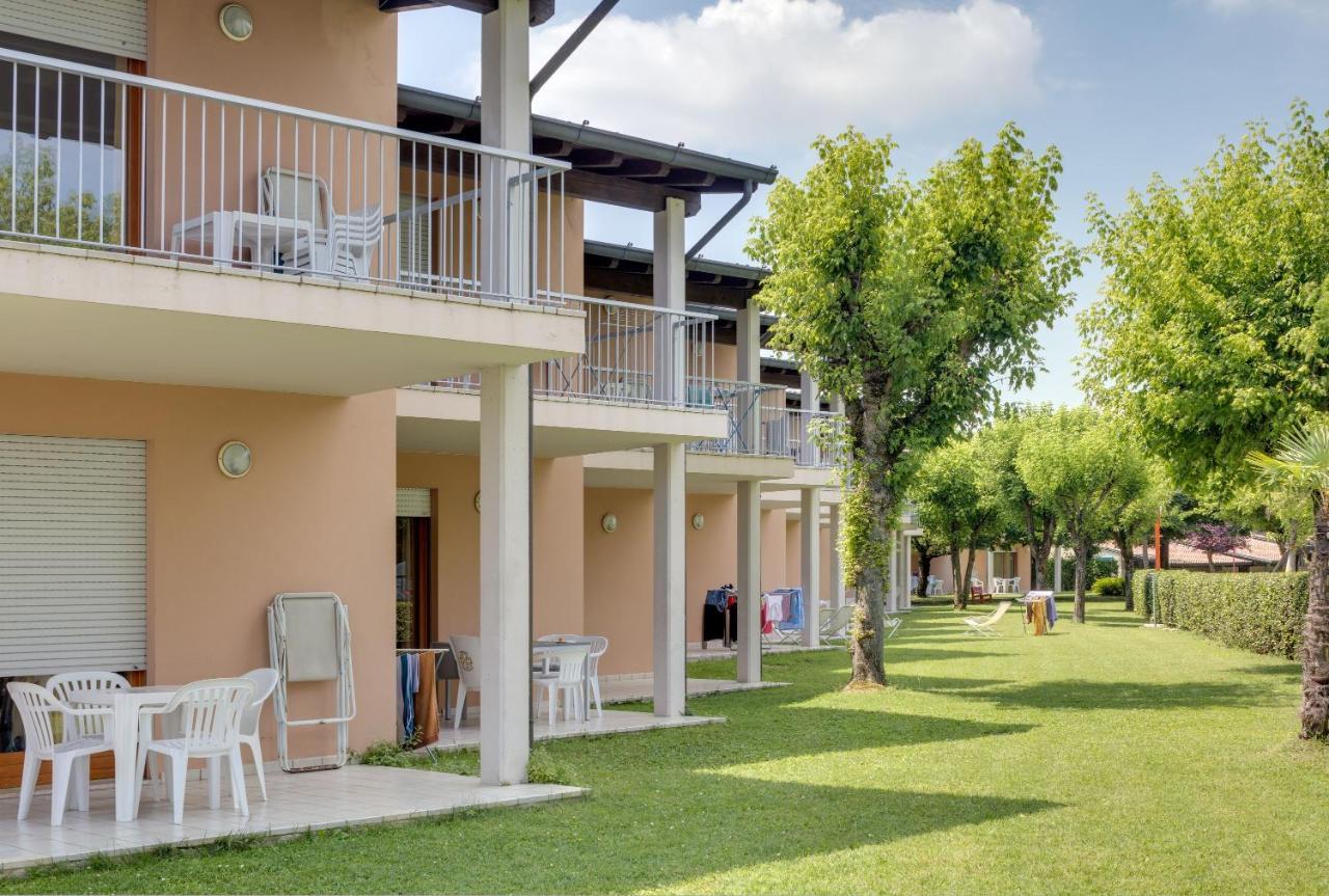 Residence Villaggio Tiglio Sirmione Buitenkant foto
