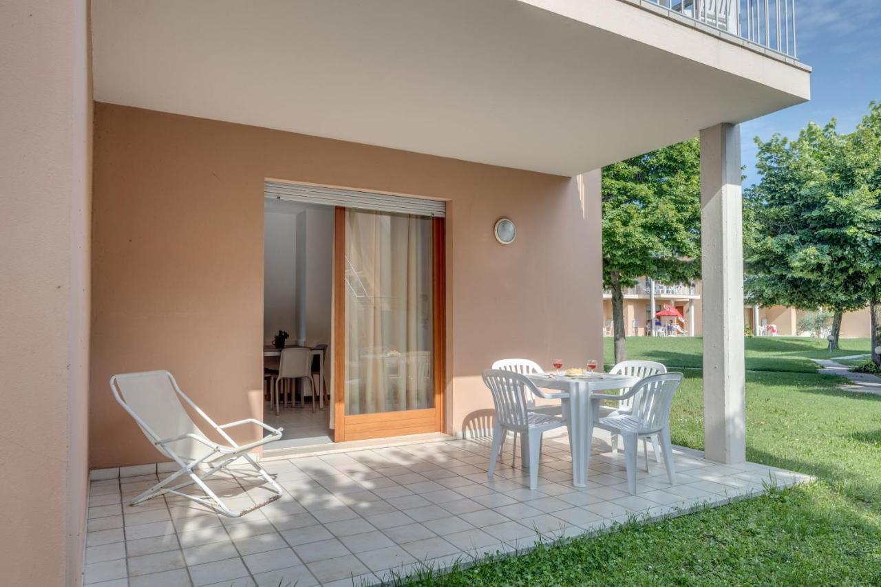 Residence Villaggio Tiglio Sirmione Buitenkant foto