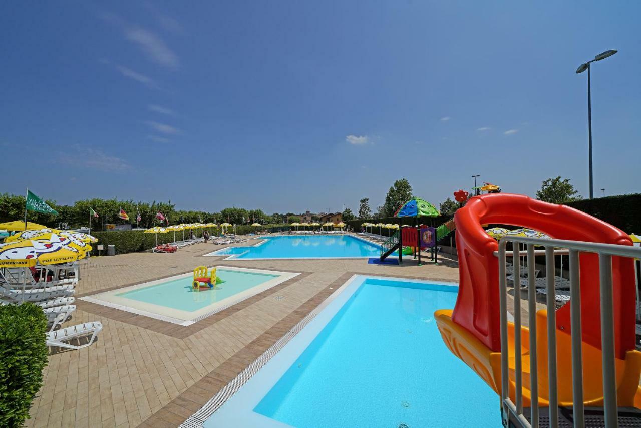 Residence Villaggio Tiglio Sirmione Buitenkant foto